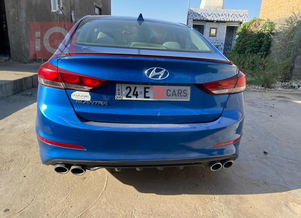 Hyundai Elantra